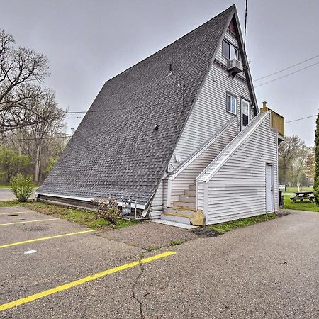 Bright And Cozy A-Frame Studio Steps To River! Algonac Extérieur photo