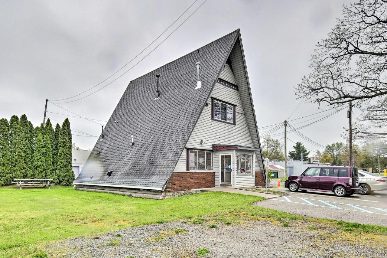 Bright And Cozy A-Frame Studio Steps To River! Algonac Extérieur photo